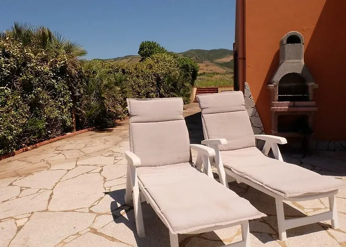 Roccabianca Nyaraló *