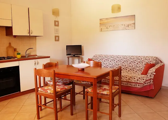 Roccabianca Nyaraló *